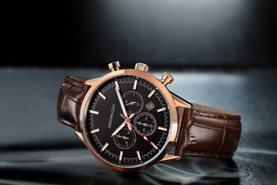 6 Reasons Why Luxury Watches Are Still Better Than Smartwatches